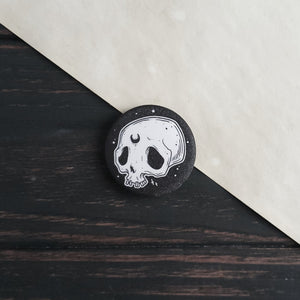Moon Skull pin badge