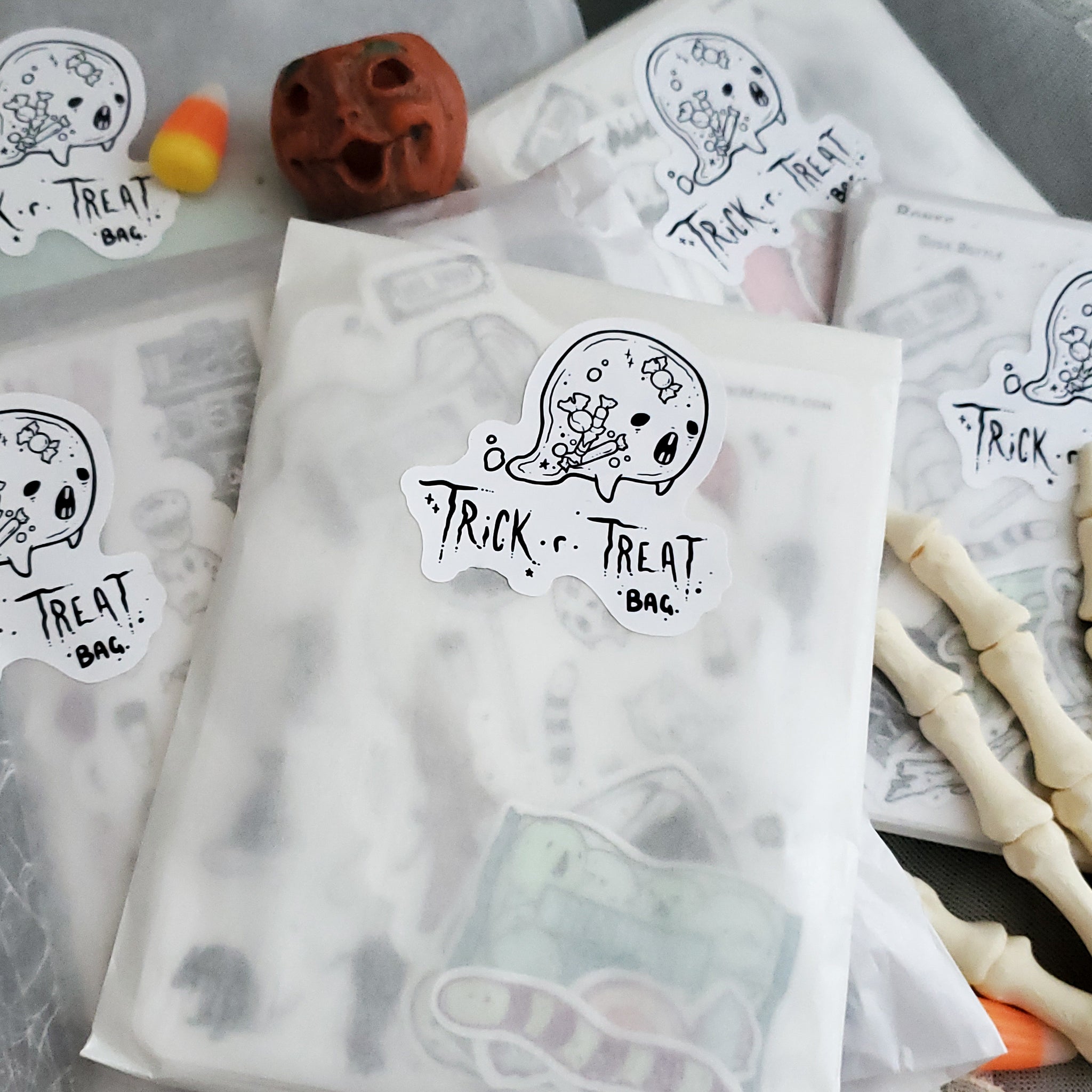 Tricks r Treat Mystery Misfits BAG