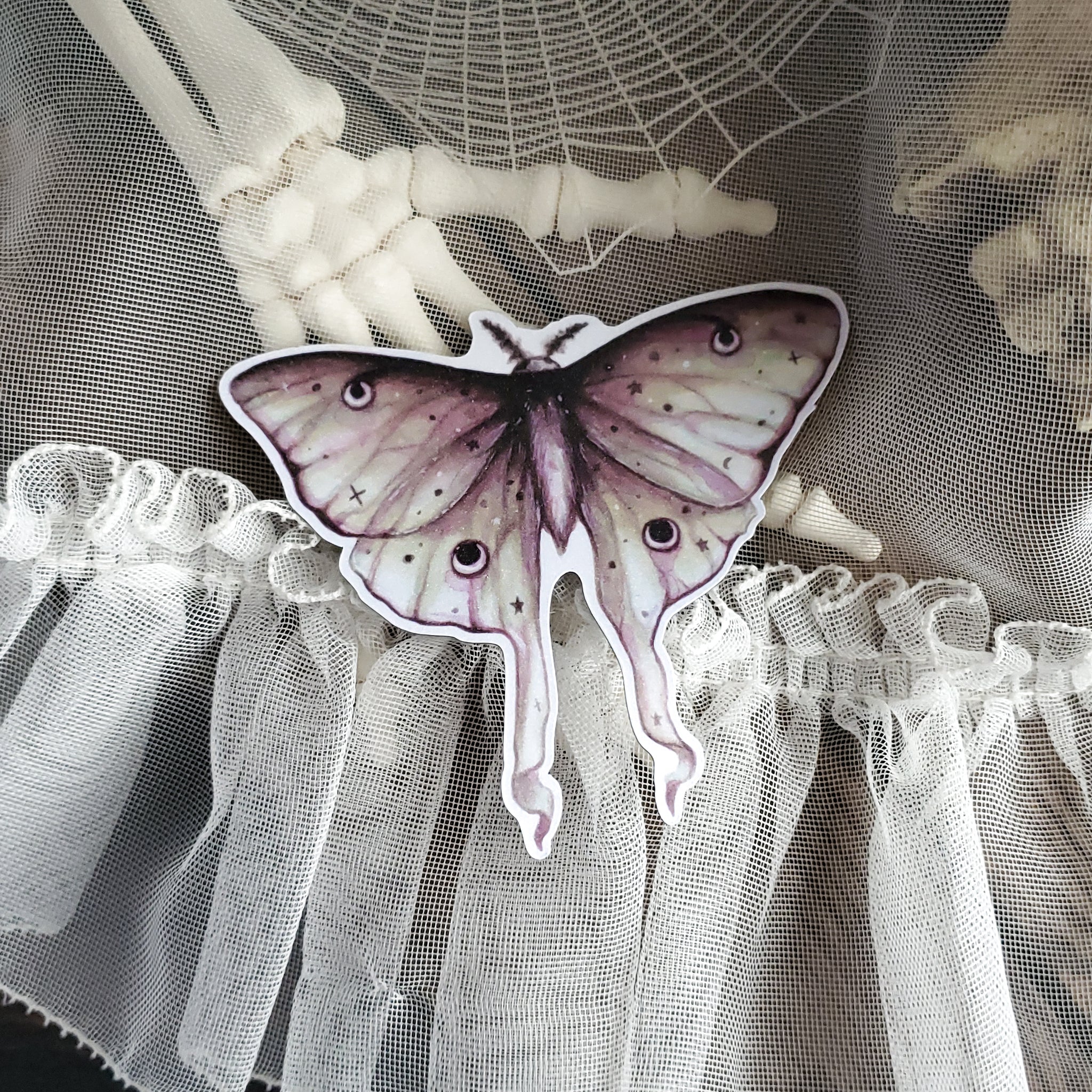 Luna Moth Magnet