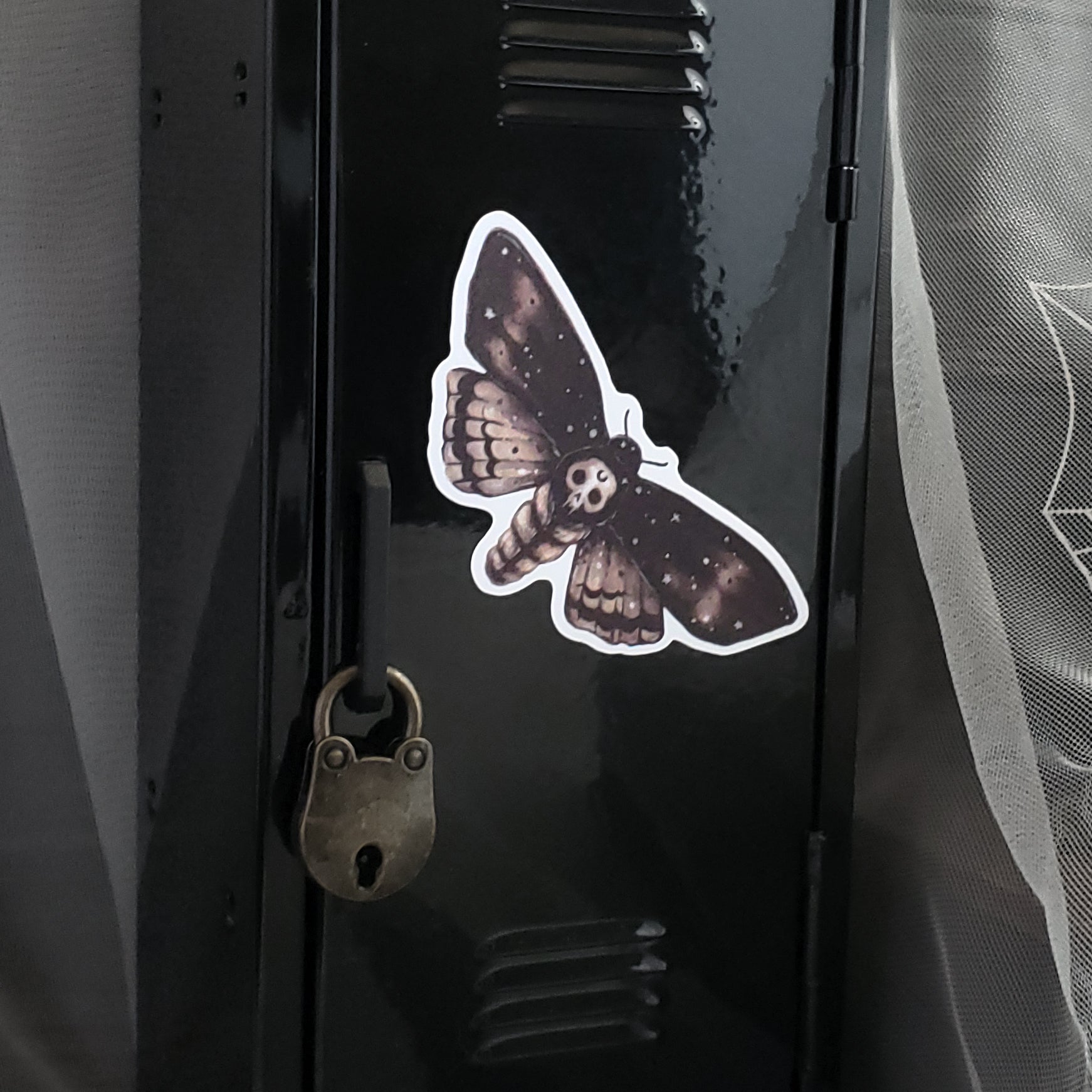 Death Moth Magnet