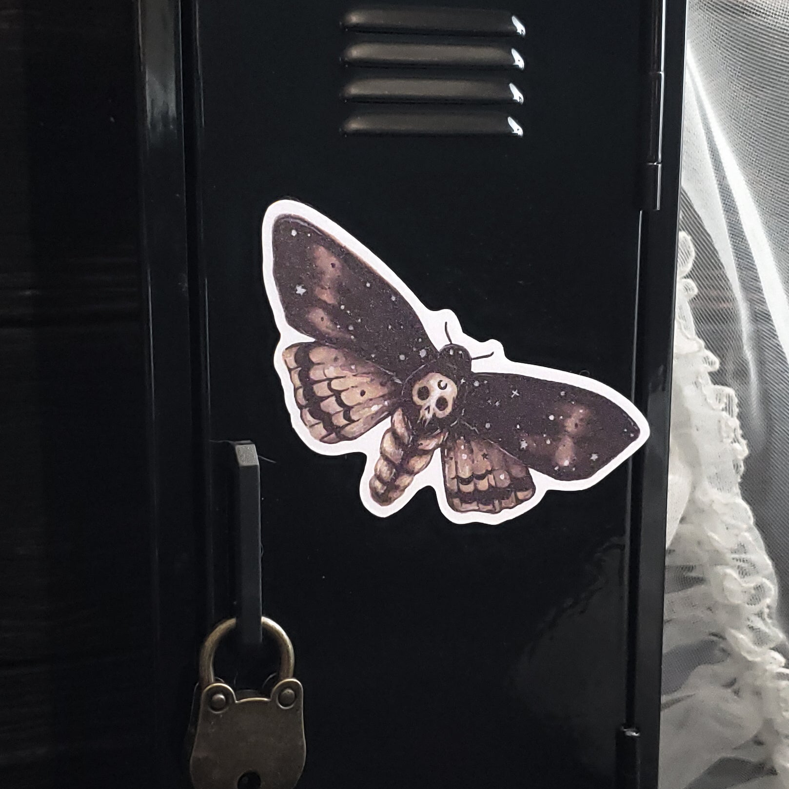 Death Moth Magnet