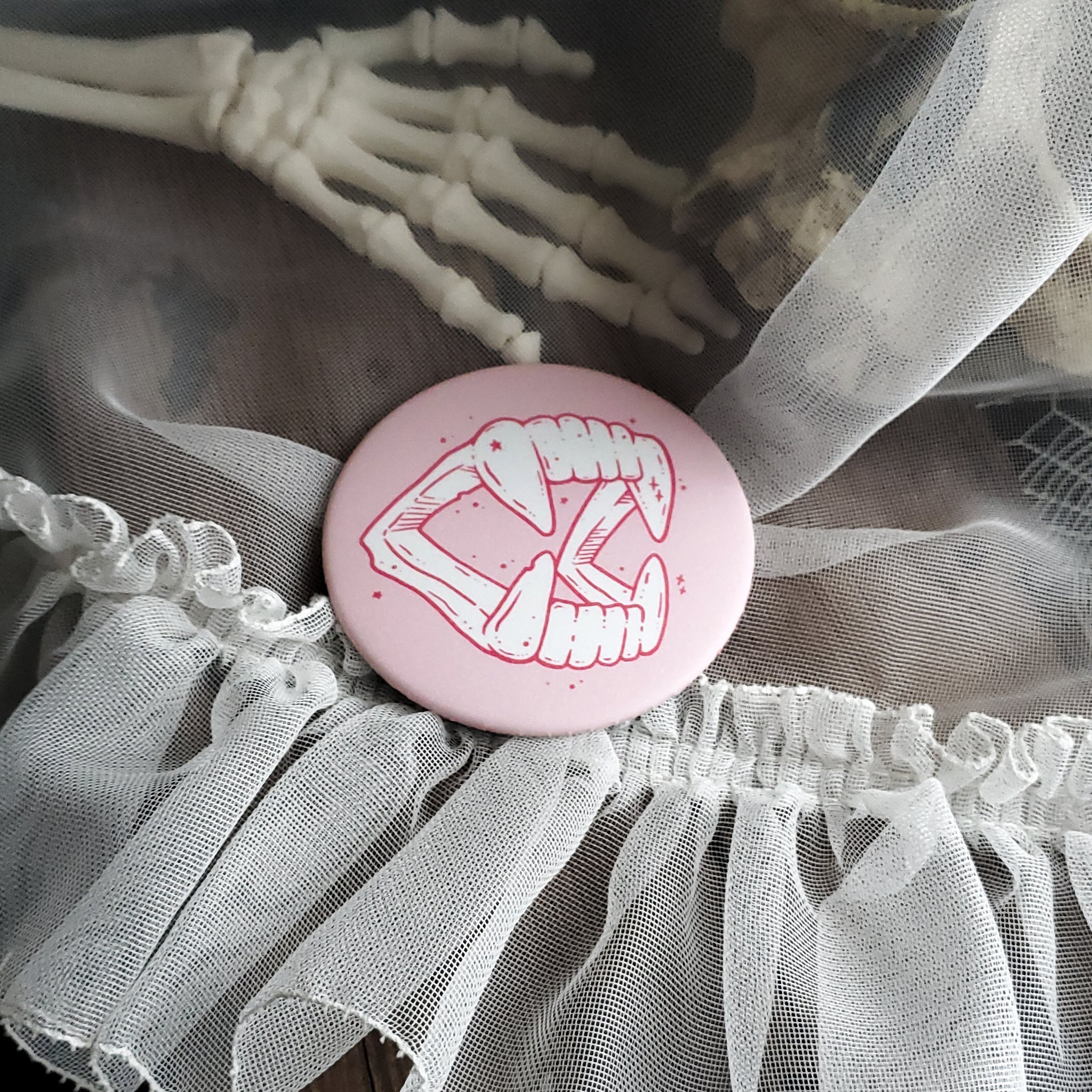 Pastel Vampire Fangs Magnet -Pink and Cream