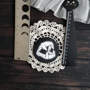 Vampire Fangs Magnet B/W